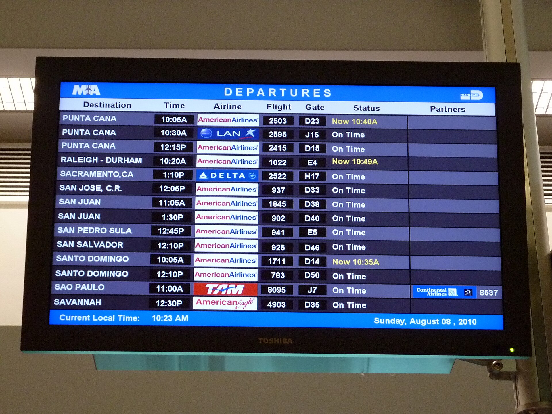 airport departures board Florida