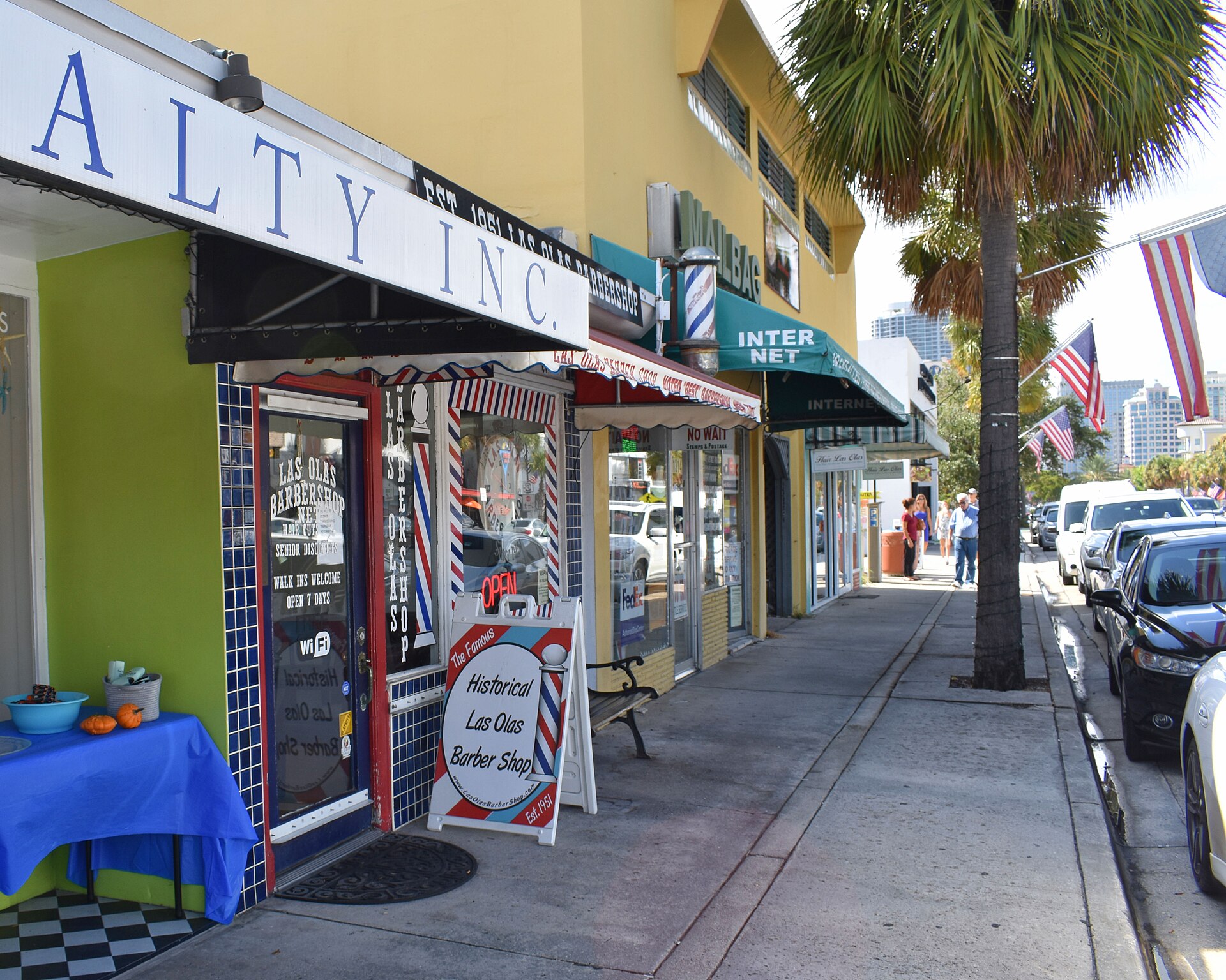 Las Olas boulevard shops