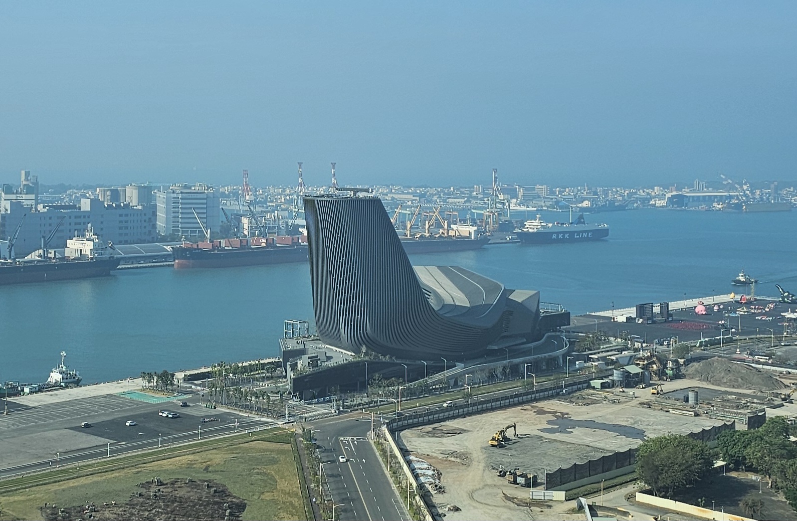 cruise ship port terminal