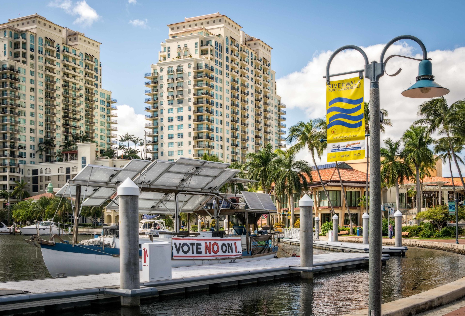 Fort Lauderdale canal boats