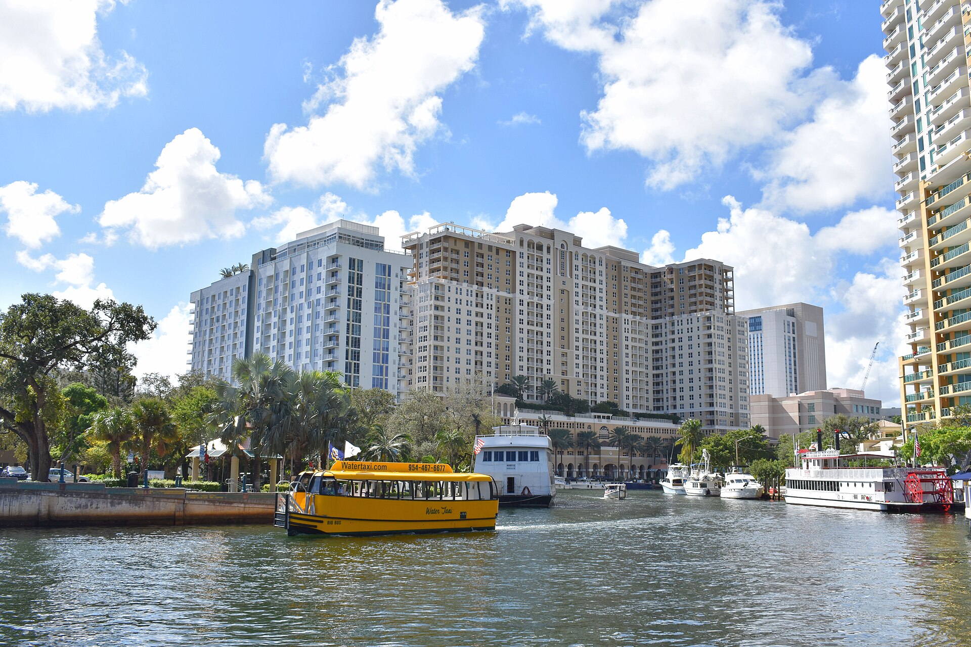 Fort Lauderdale water taxi boat